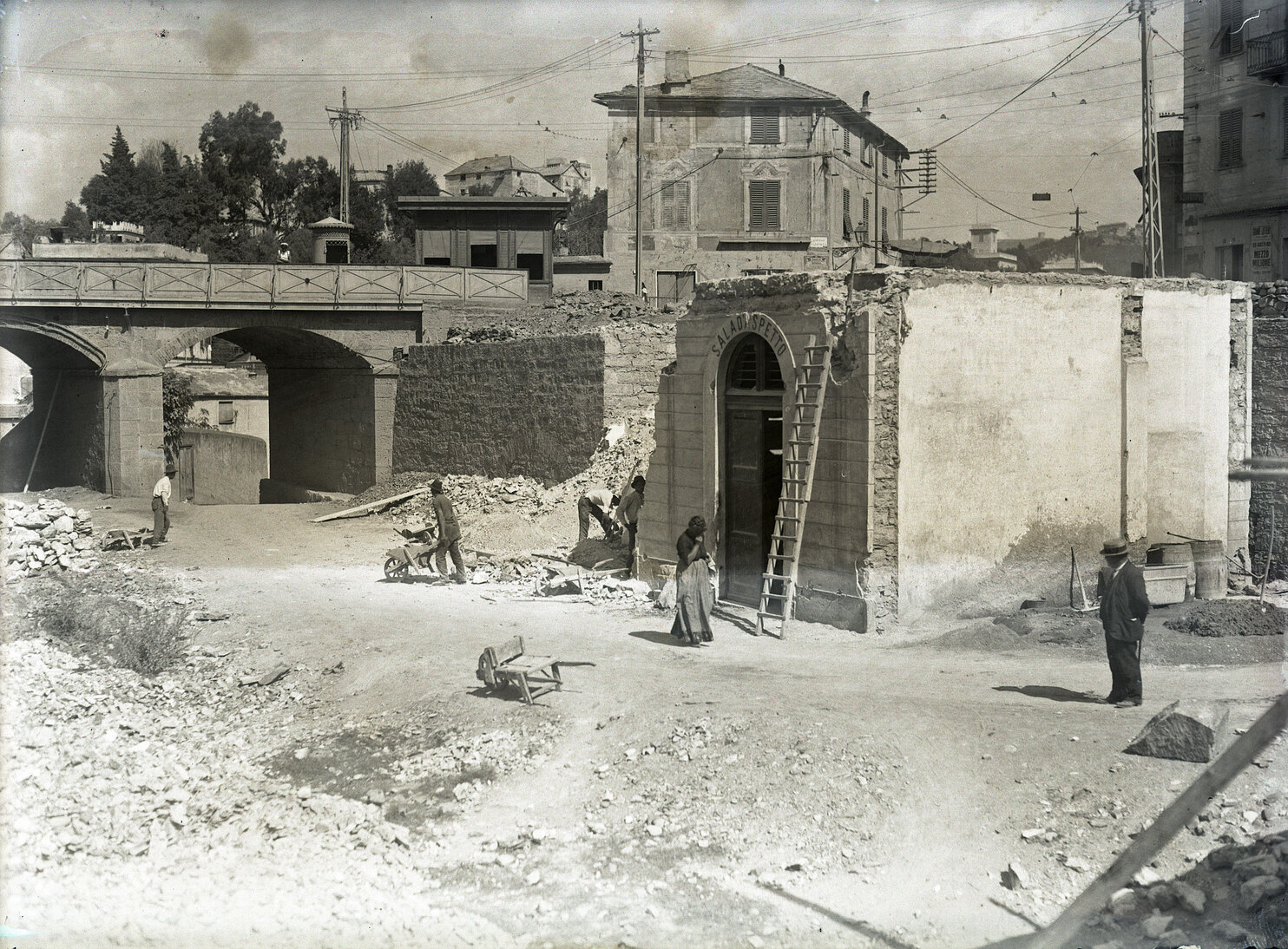 1885.jpg