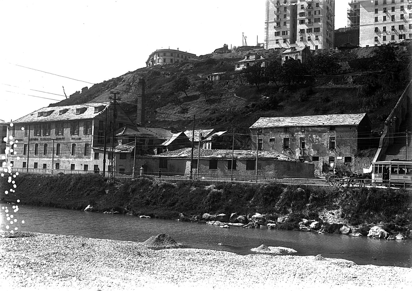 negativo n° 8754 Via Canevari. Tratto presso la scalinata del dazio - 29 maggio 1928.jpg