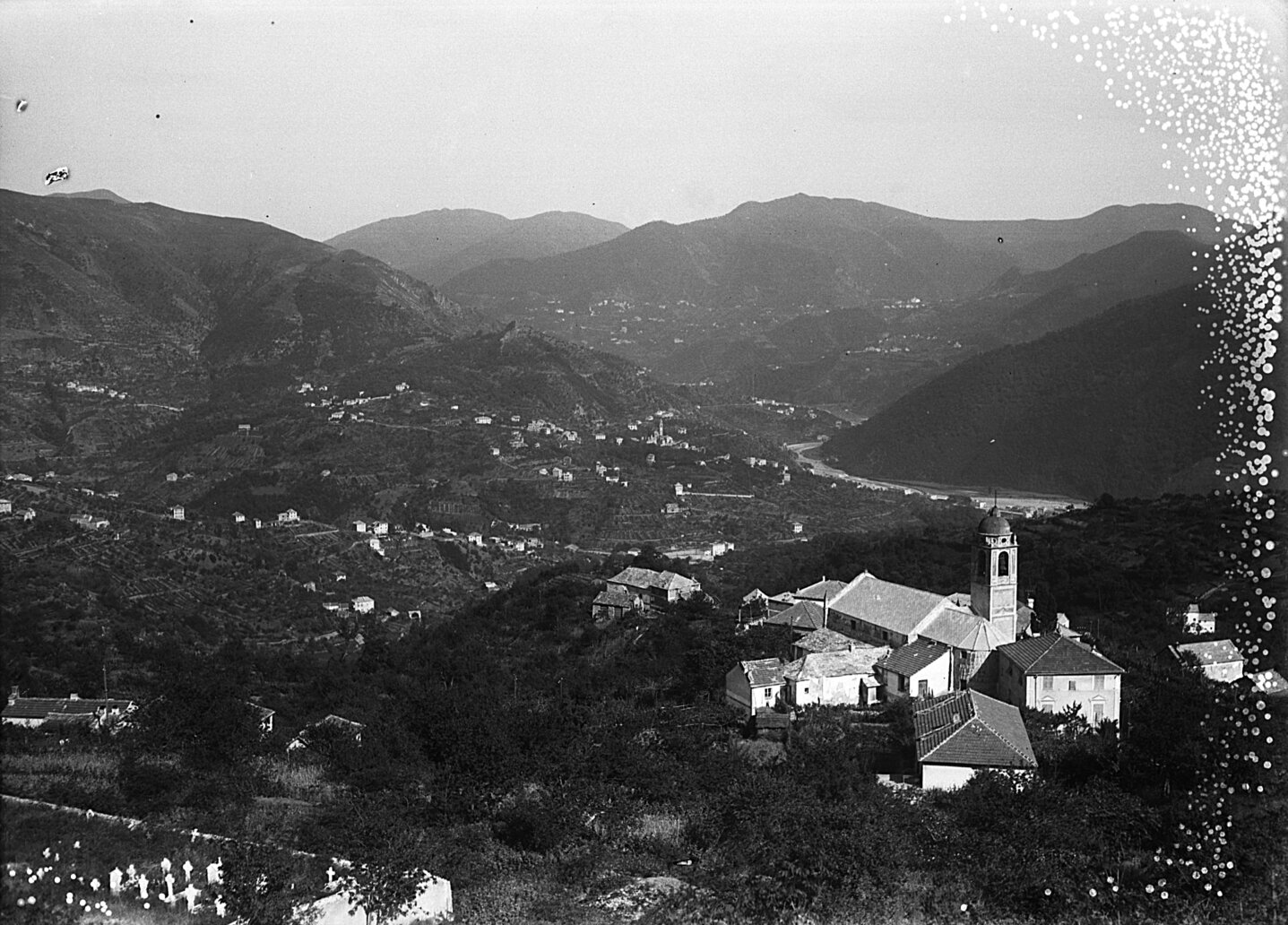 negativo n° 8834 Ferrovia Casella. Panorama Pino - 18 giugno 1928.jpg