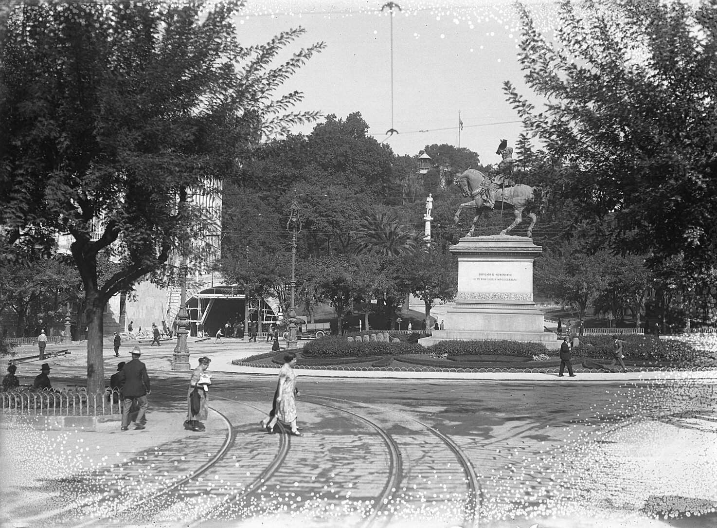 negativo n° 9407 - Galleria Portello Corvetto, Imbocco da Piazza Corvetto.jpg