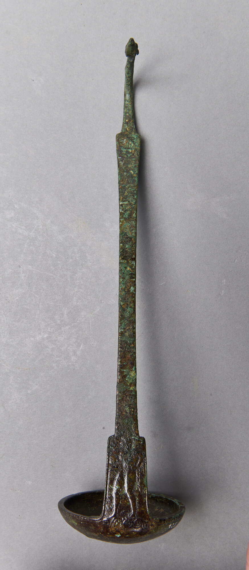AR_T10-128_26910.jpg