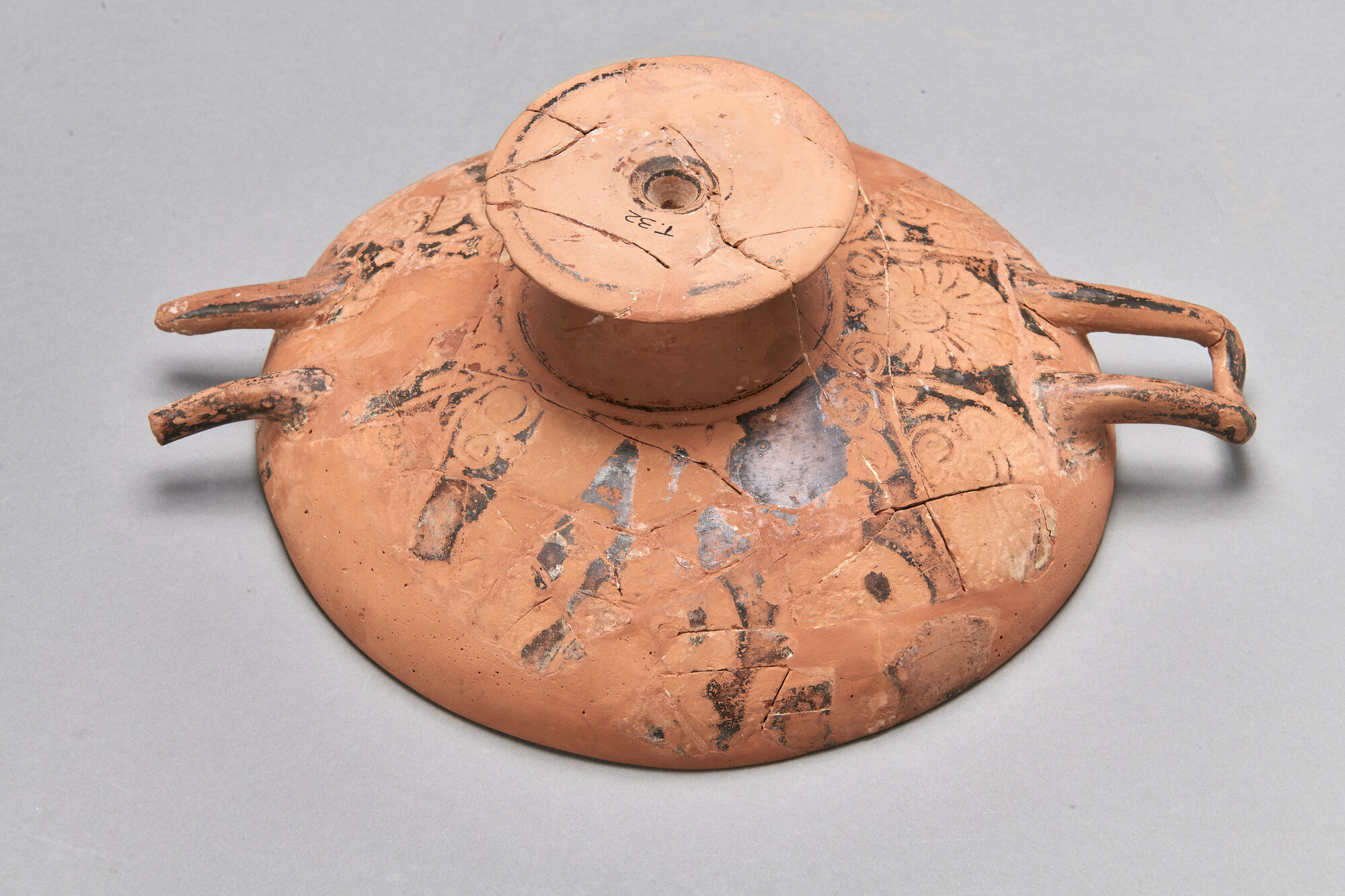 AR_T10-132_26888.jpg
