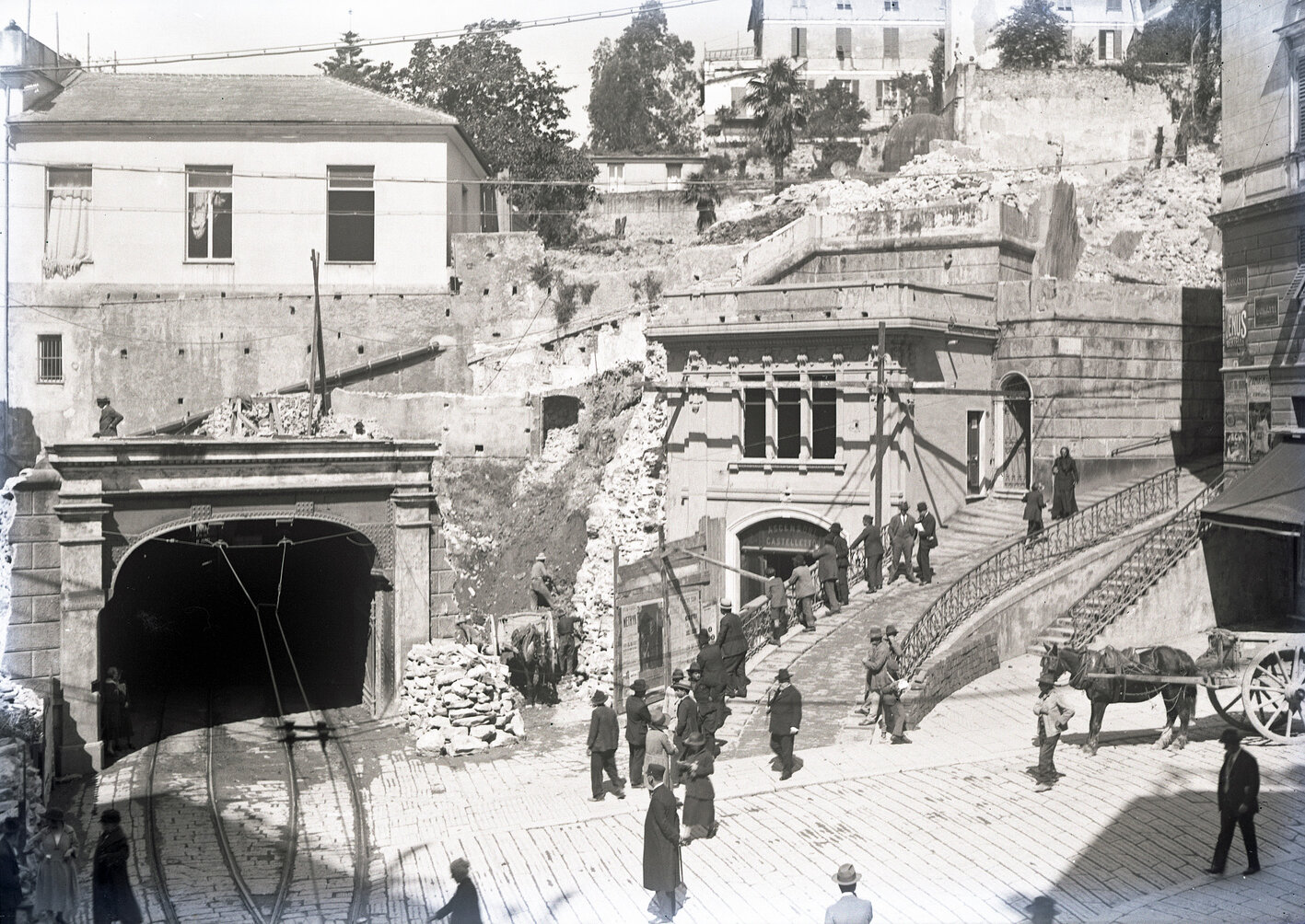 2931 - Galleria Zecca Portello. Demolizioni e stato avanzamento lavori. 16 maggio 1923.jpg