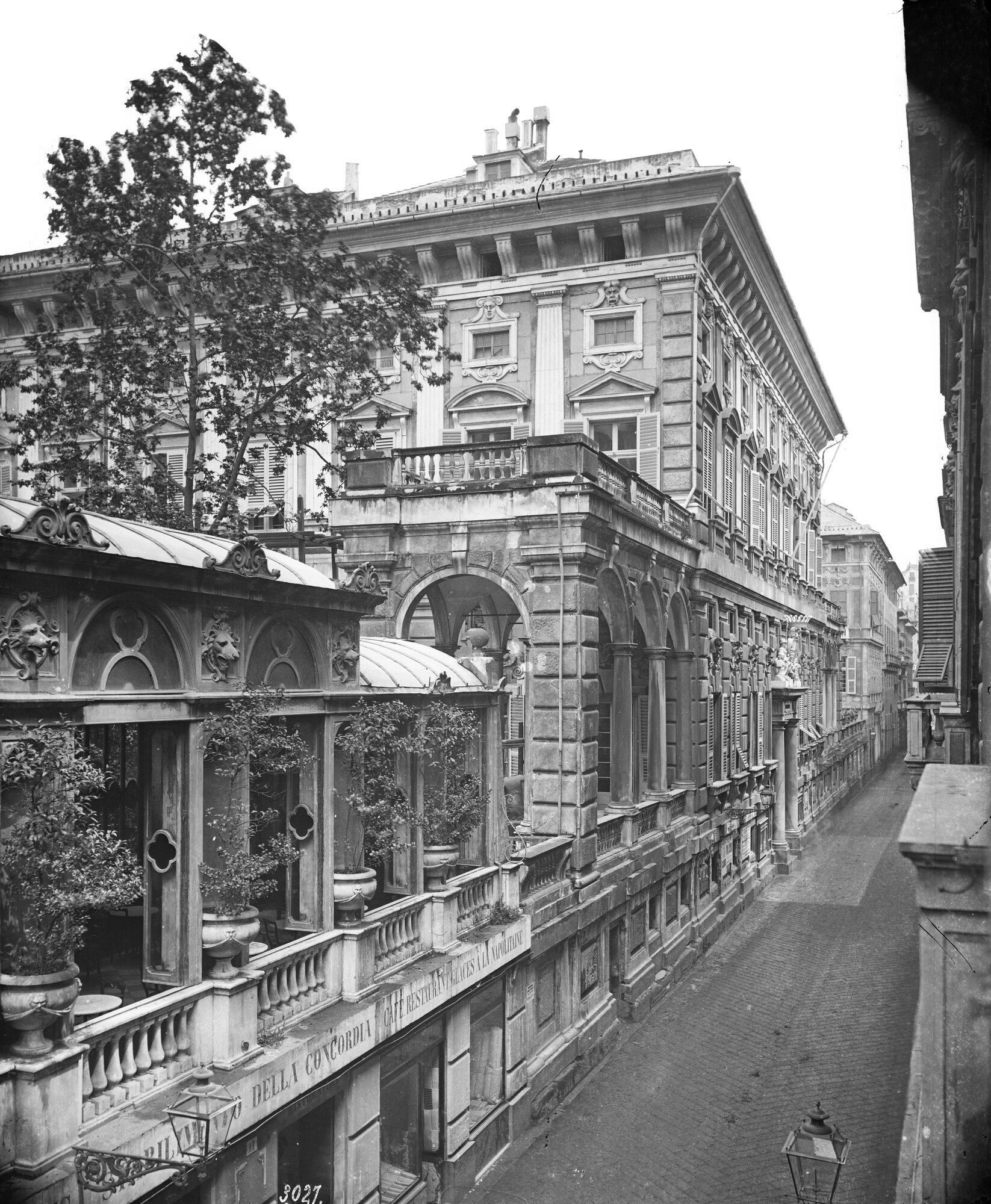 7339 Palazzo Tursi col Padiglione ex Concordia 1910 Stabilimento Noack Collodio.tif