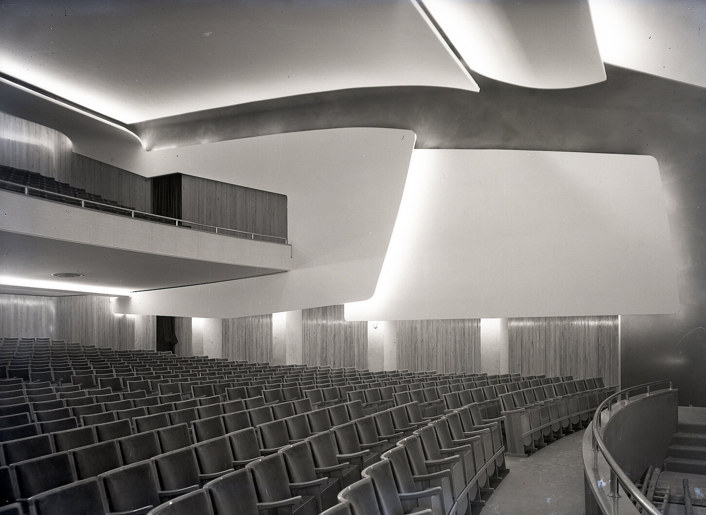 c18581 Daneri Ingegnere Via Trento Cinema Elios.jpg