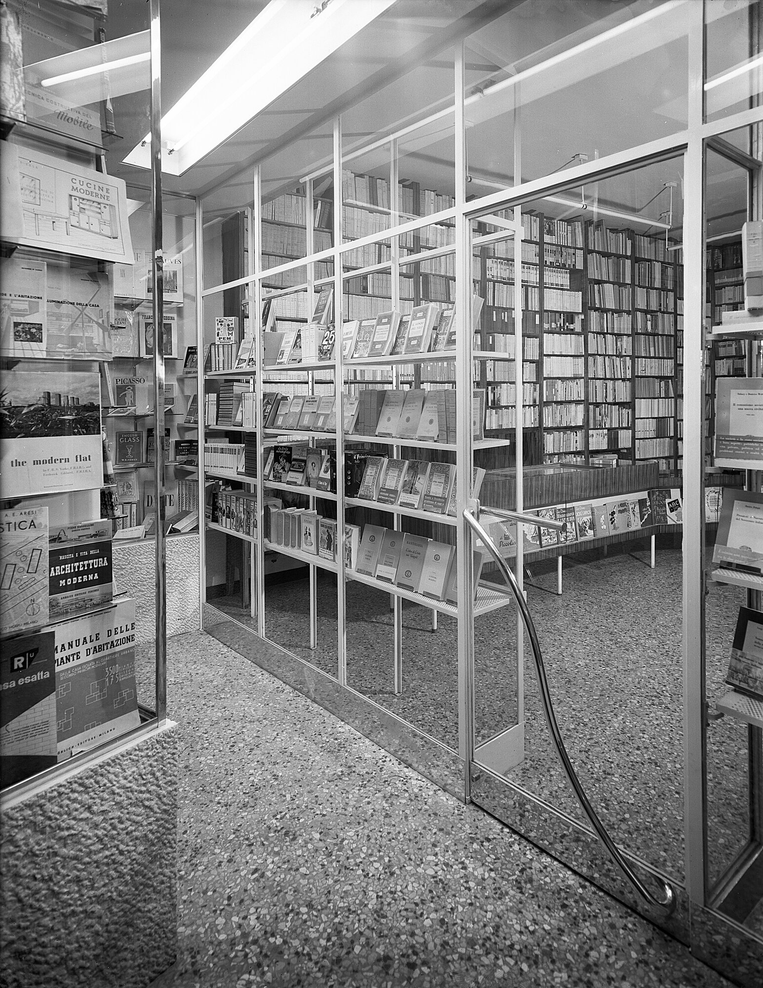 c9784 Libreria Via Cairoli Mondini & Siccardi.tif