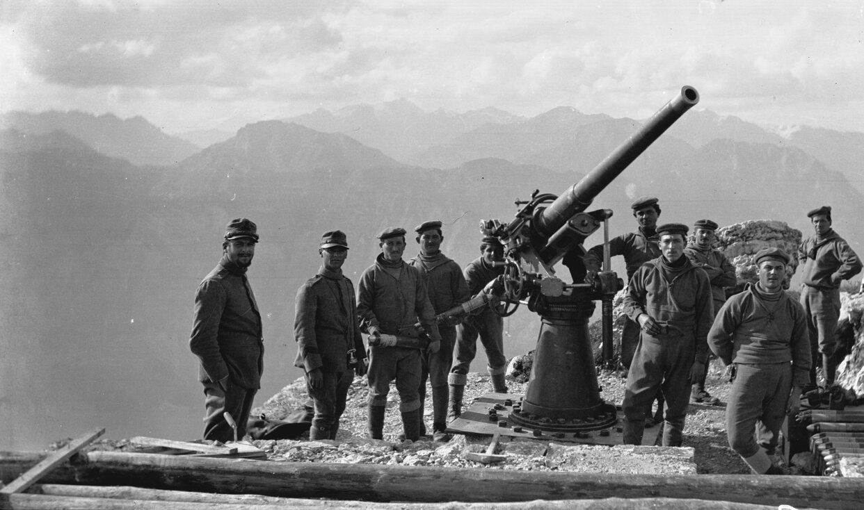 c51822 guerra 15 18 soldati con cannone p. 9x15 4667.11.tif