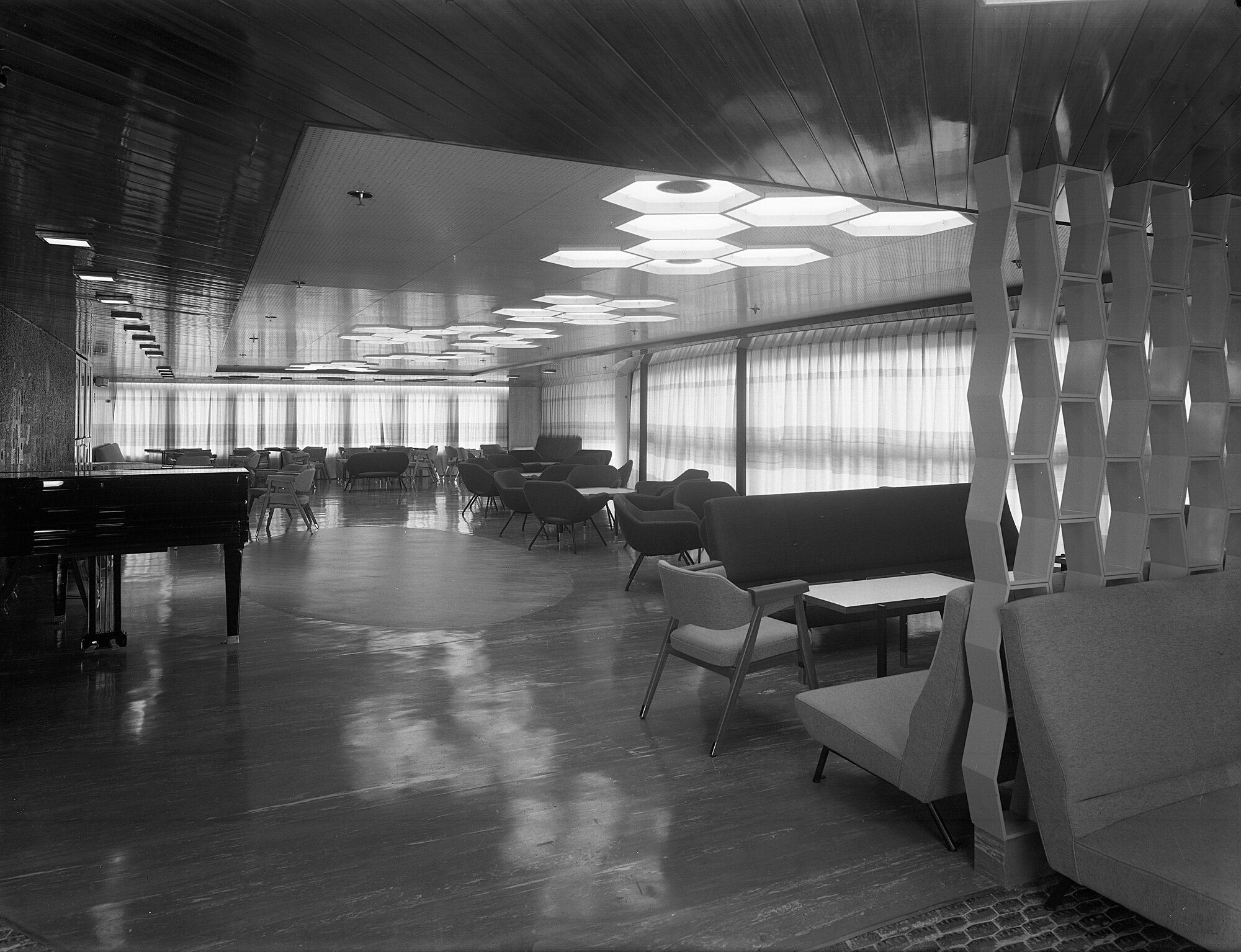 c49994 transatlantico leonardo da vinci veranda portofino 2614.6 18x24.tif