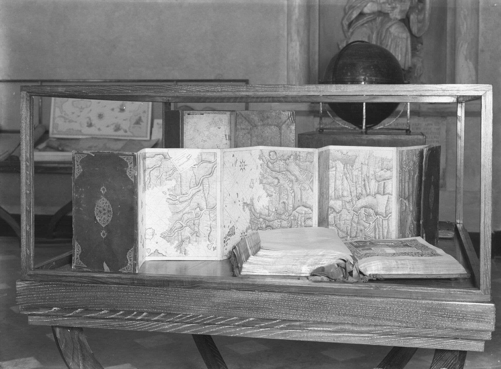 c33687 mostra colombiana 13x18  3625.2.tif