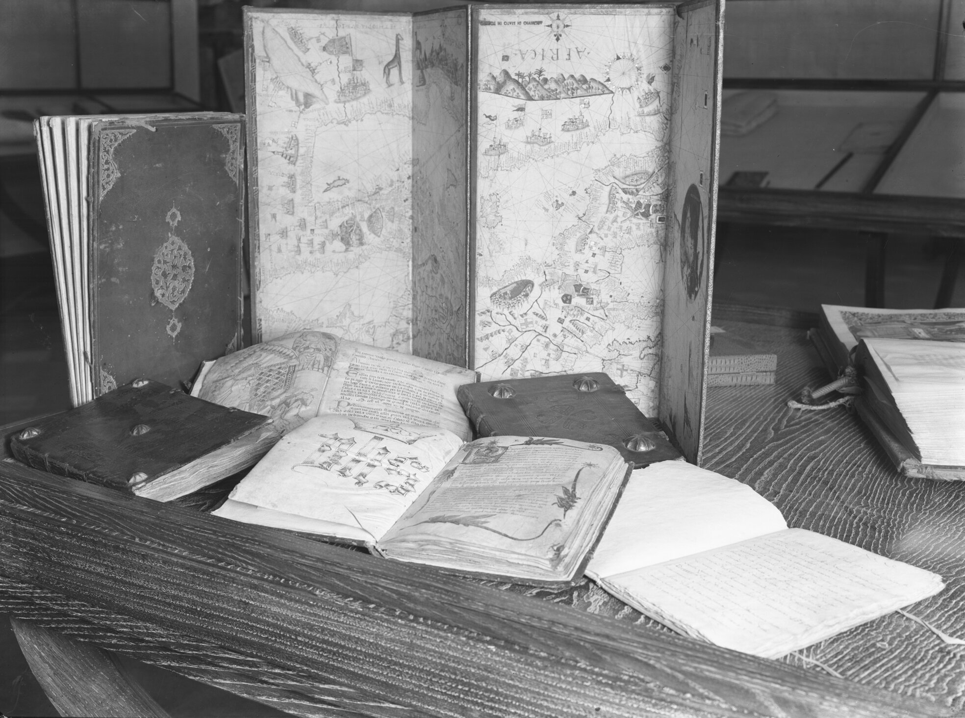 c33688 mostra colombiana 13x18  3625.3.tif