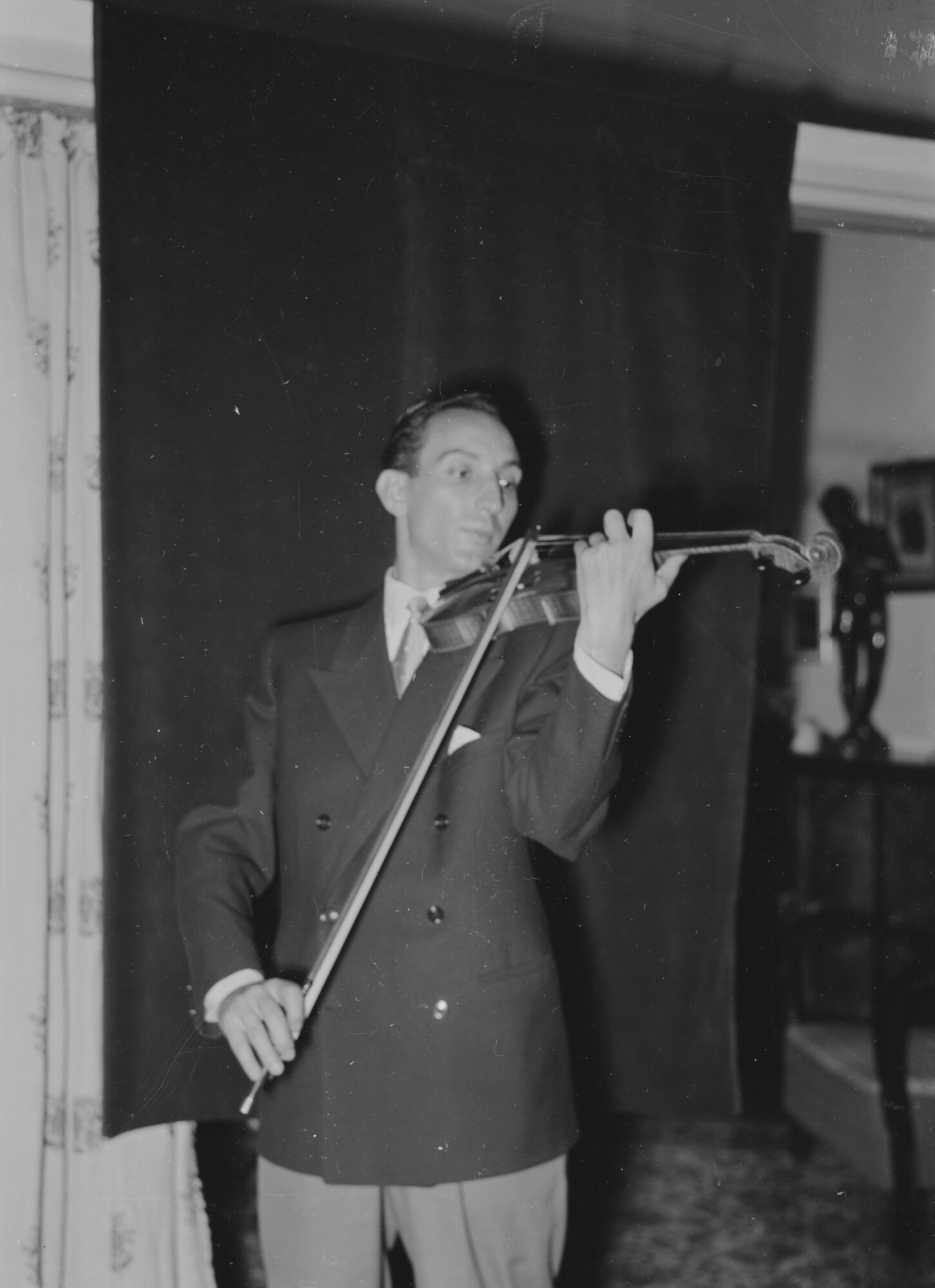 C010025M8_c9972_00001 p. 6x9.tif