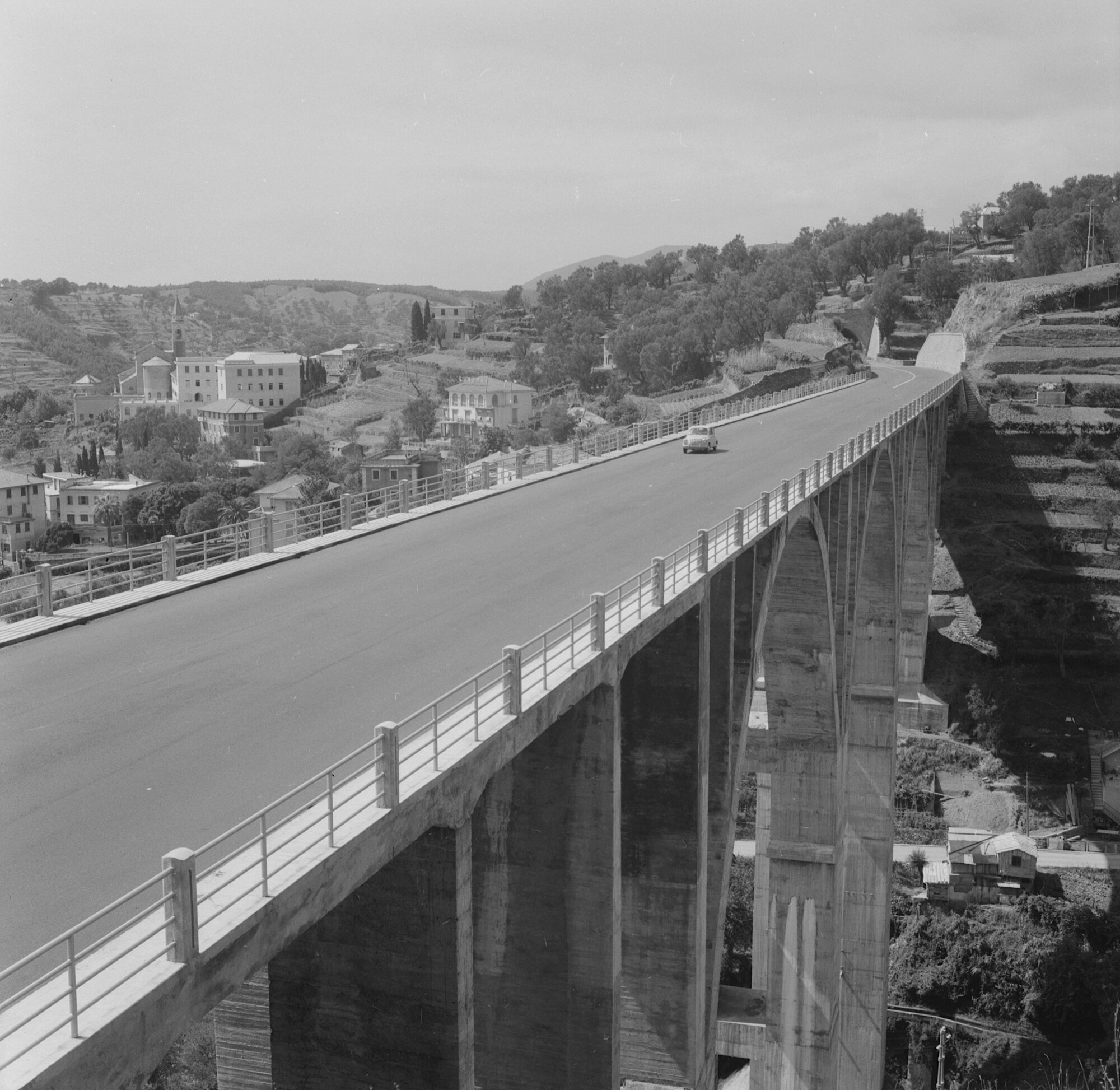 c2114_Viadotto_Aut.GE-SV_1957.8.25.jpg