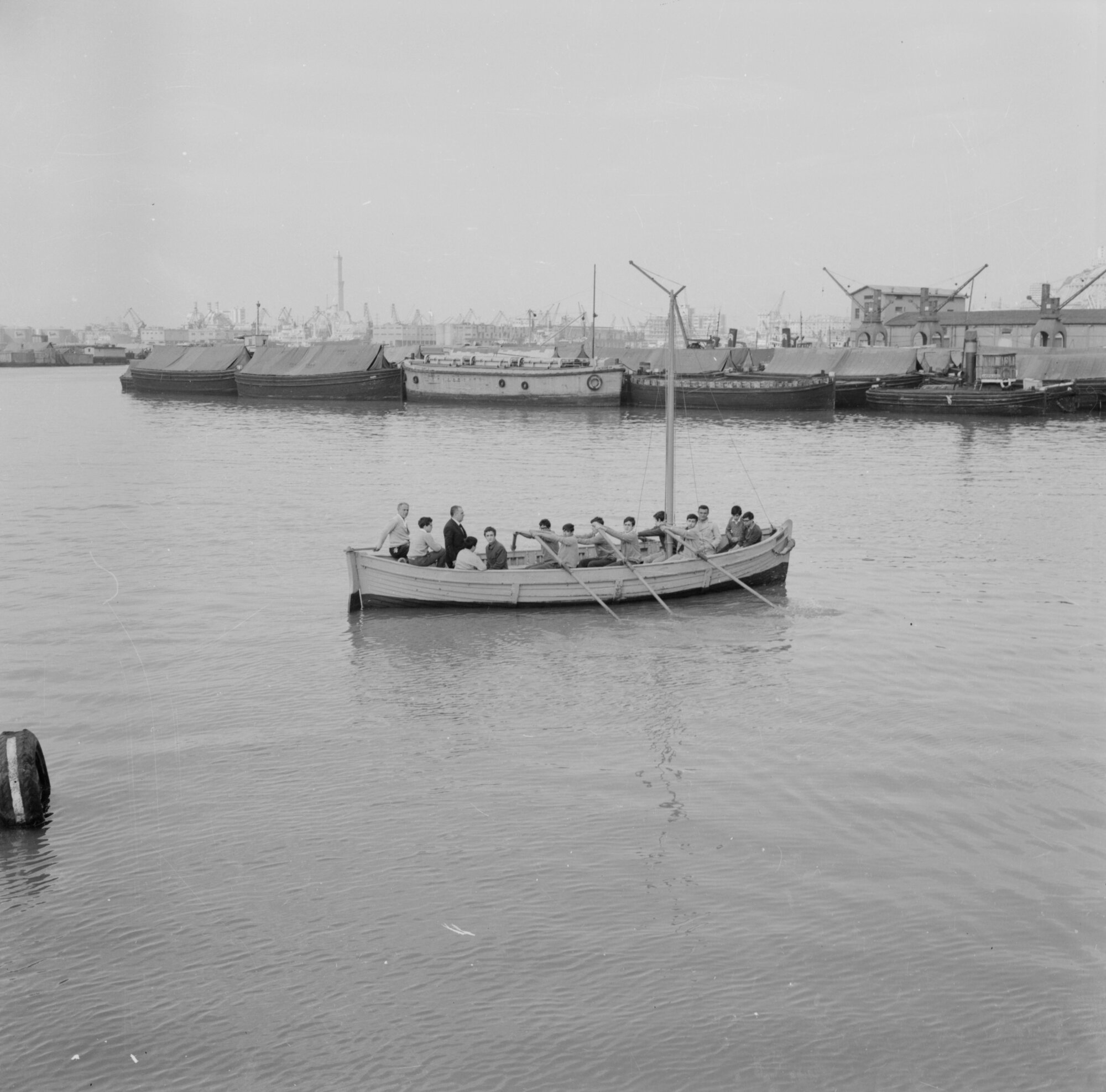 c14584_Genova Porto_Ist.Nautico_Esercitazione.jpg